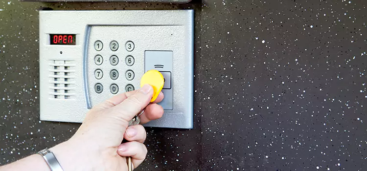 Electronic Door Lock Installation Delson